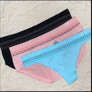 Aerie Hipster and Thong Bundle